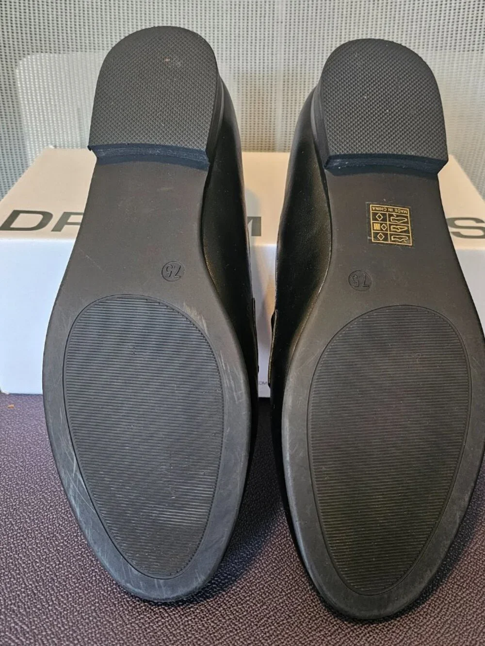 N/A lightweight comfortable